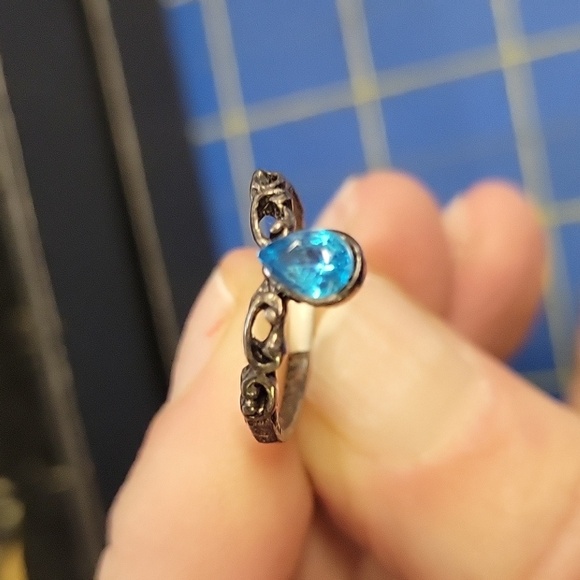 Turquoise Faux Stone Dark Silver Tone Ring Size 6 - Picture 3 of 3